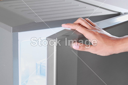 Hand opening refrigerator