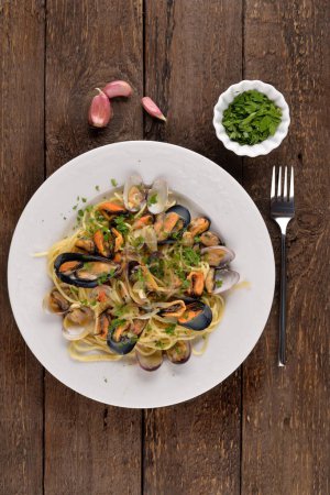 spaghetti with seafood - traditional Italian recipe