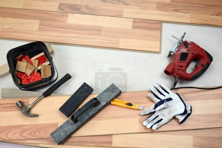 Carpenter's floor equipment