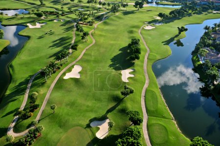 Aerial view of nice florida municipal golf course